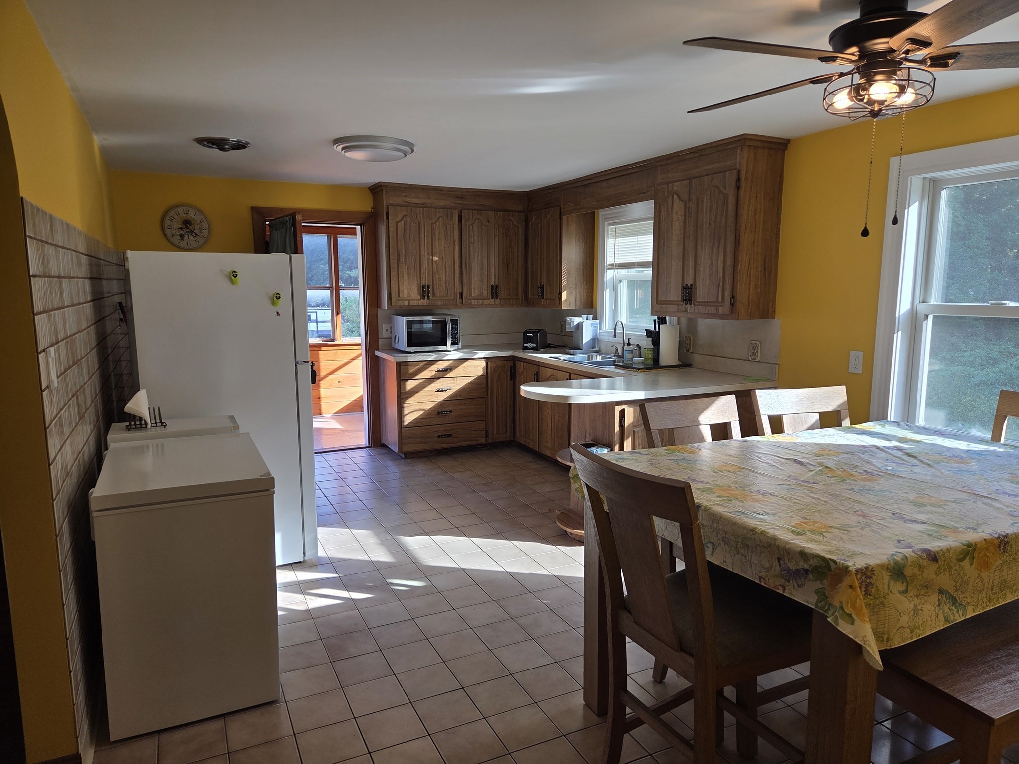 403 Millville Road Uxbridge, MA 01569 - Photo 8 of 34 Gallery Image 8