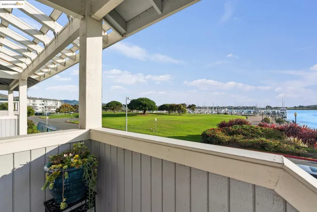 $595,000 | 184 Schooner Court, Richmond, CA 94804