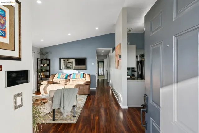 $595,000 | 184 Schooner Court, Richmond, CA 94804