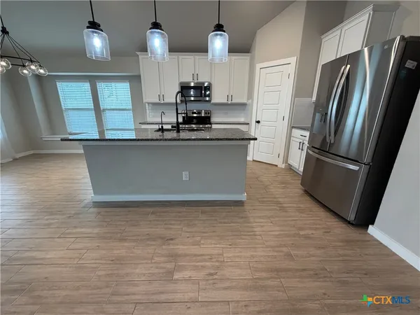 $2,495 | 1100 River Wood Seguin Tx 78155 Wood, Unit WOOD, Seguin, TX 78155