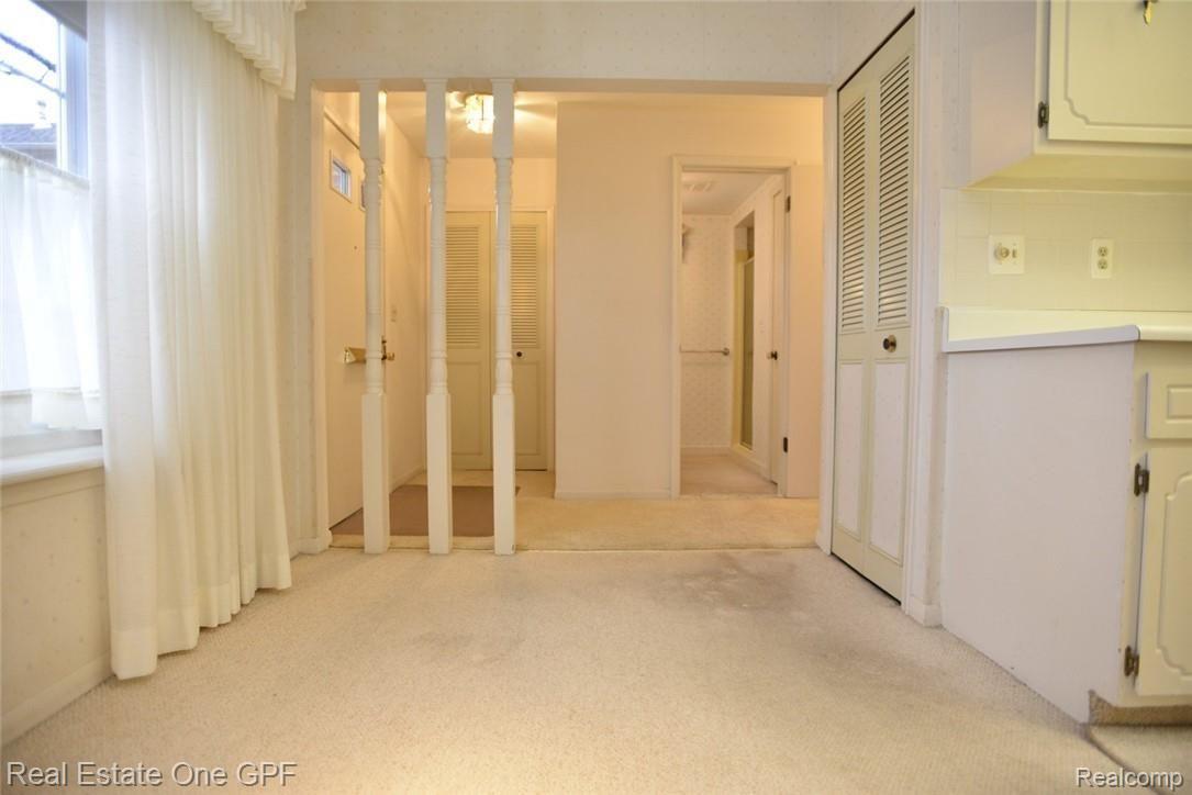 31207 Hoover Road Warren, MI 48093 - Photo 12 of 32 12.jpg