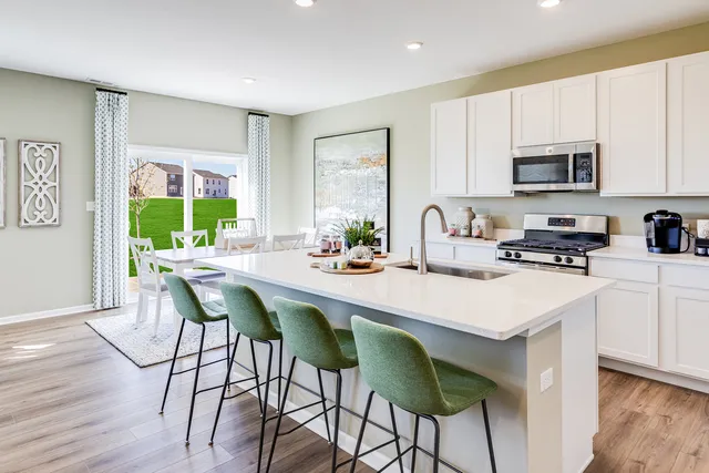 $409,150 | 3839 Riverwoods Drive, Woodstock, IL 60098