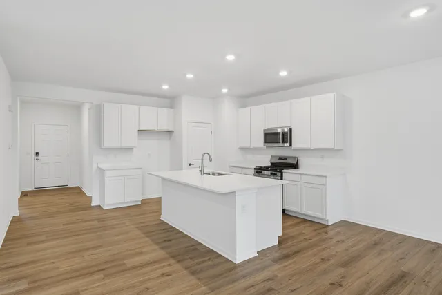 $401,450 | 3839 Riverwoods Drive, Woodstock, IL 60098