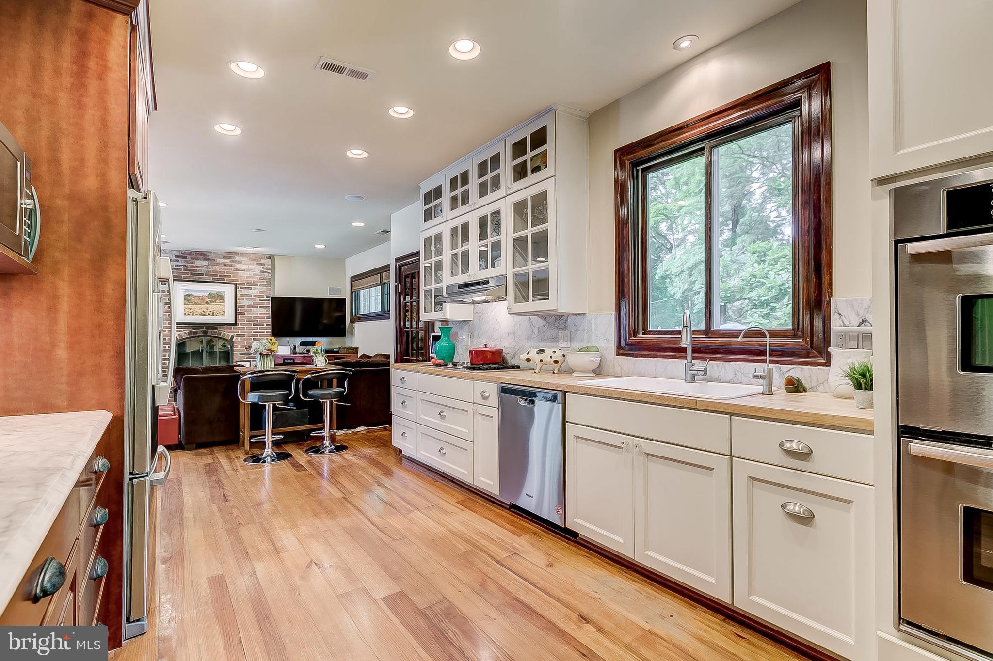 2407 Ken Oak Road Baltimore, MD 21209 - Photo 23 of 83