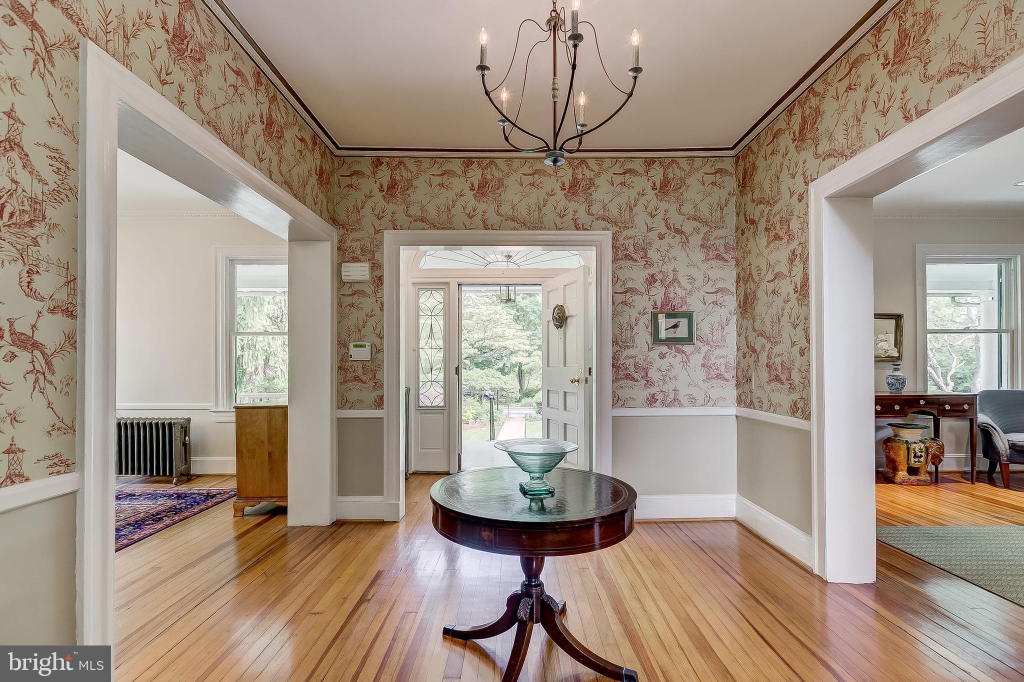 2407 Ken Oak Road Baltimore, MD 21209 - Photo 10 of 83