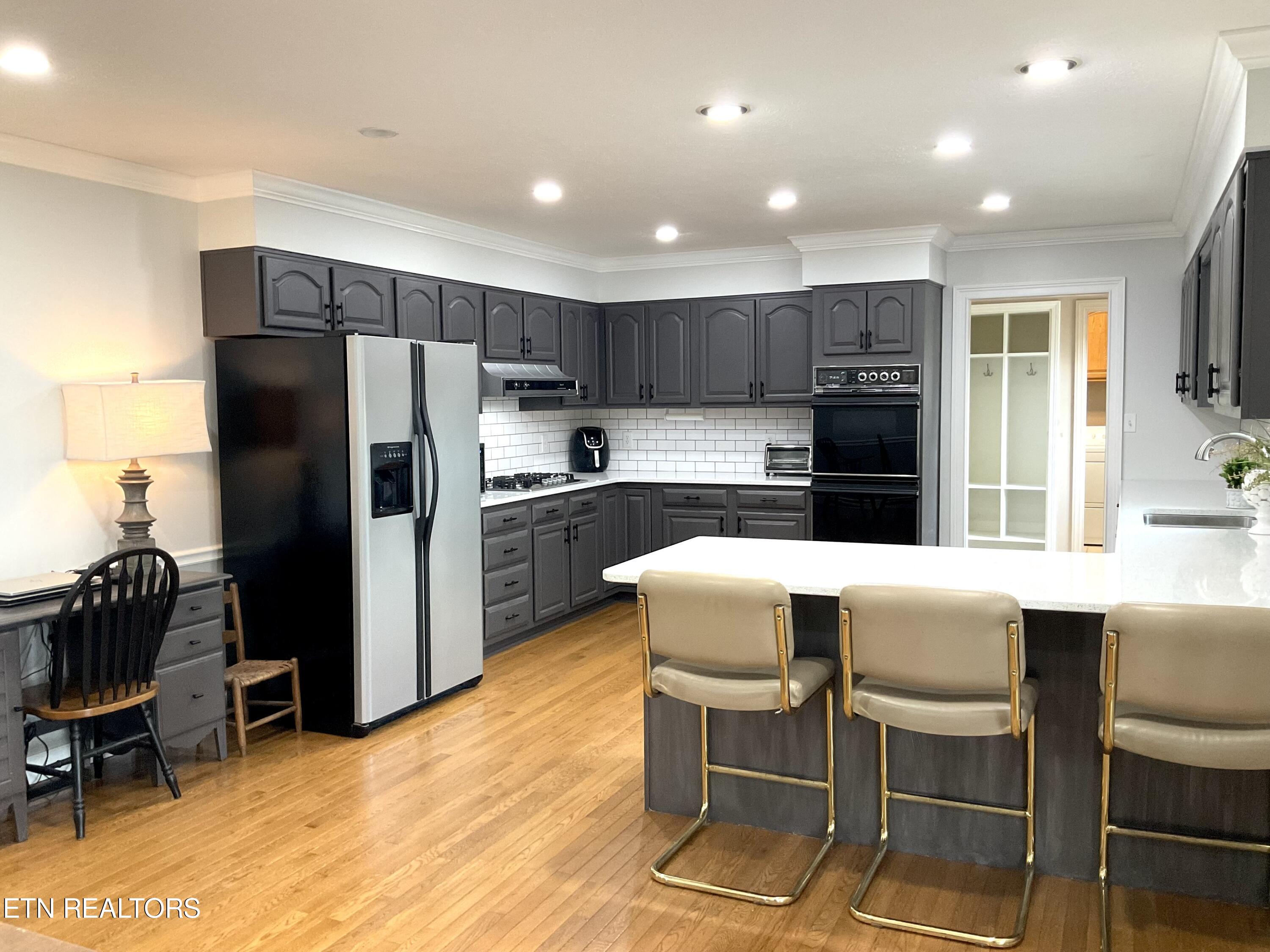 210 Lone Ridge Lane Clinton, TN 37716 - Photo 11 of 47 Spacious & Inviting