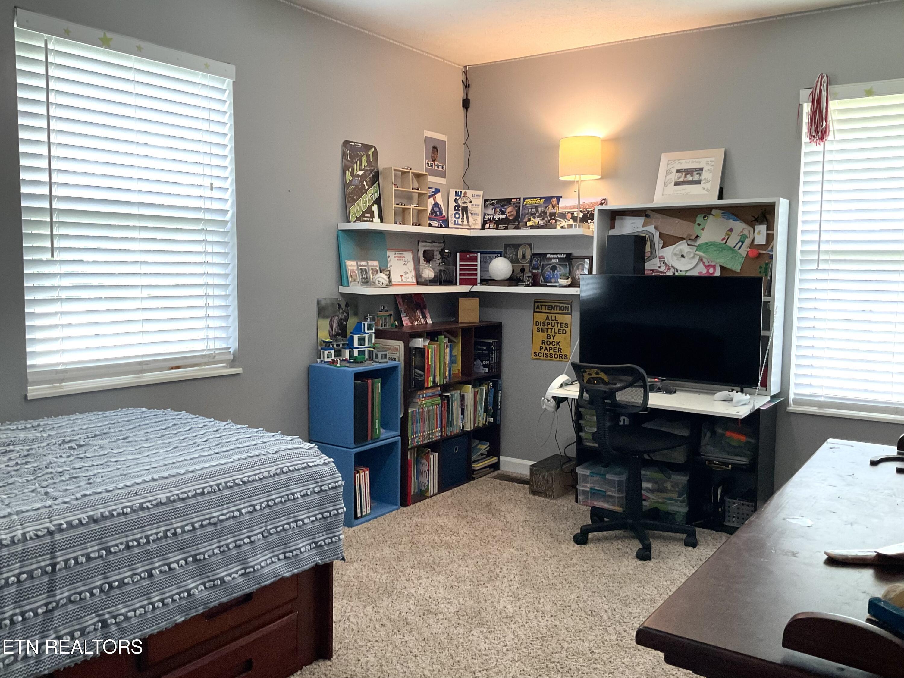 210 Lone Ridge Lane Clinton, TN 37716 - Photo 23 of 47 Bedroom 3