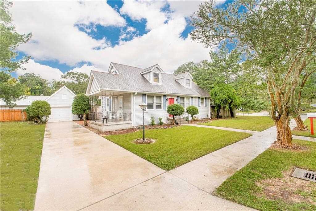 105 Stewart Avenue River Ridge, LA 70123 - Photo 3 of 24 Gallery Image 3