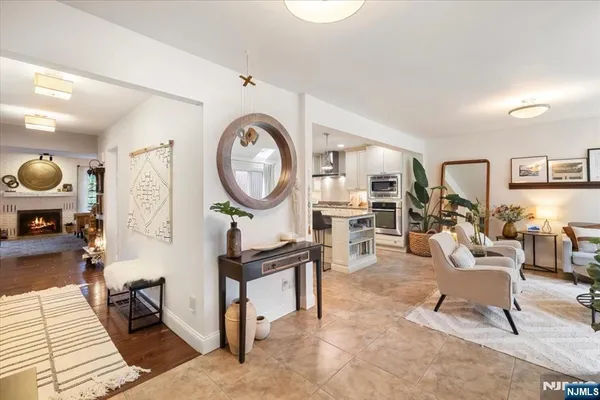 $5,200 | 19 North Bayard Lane, Mahwah, NJ 07430