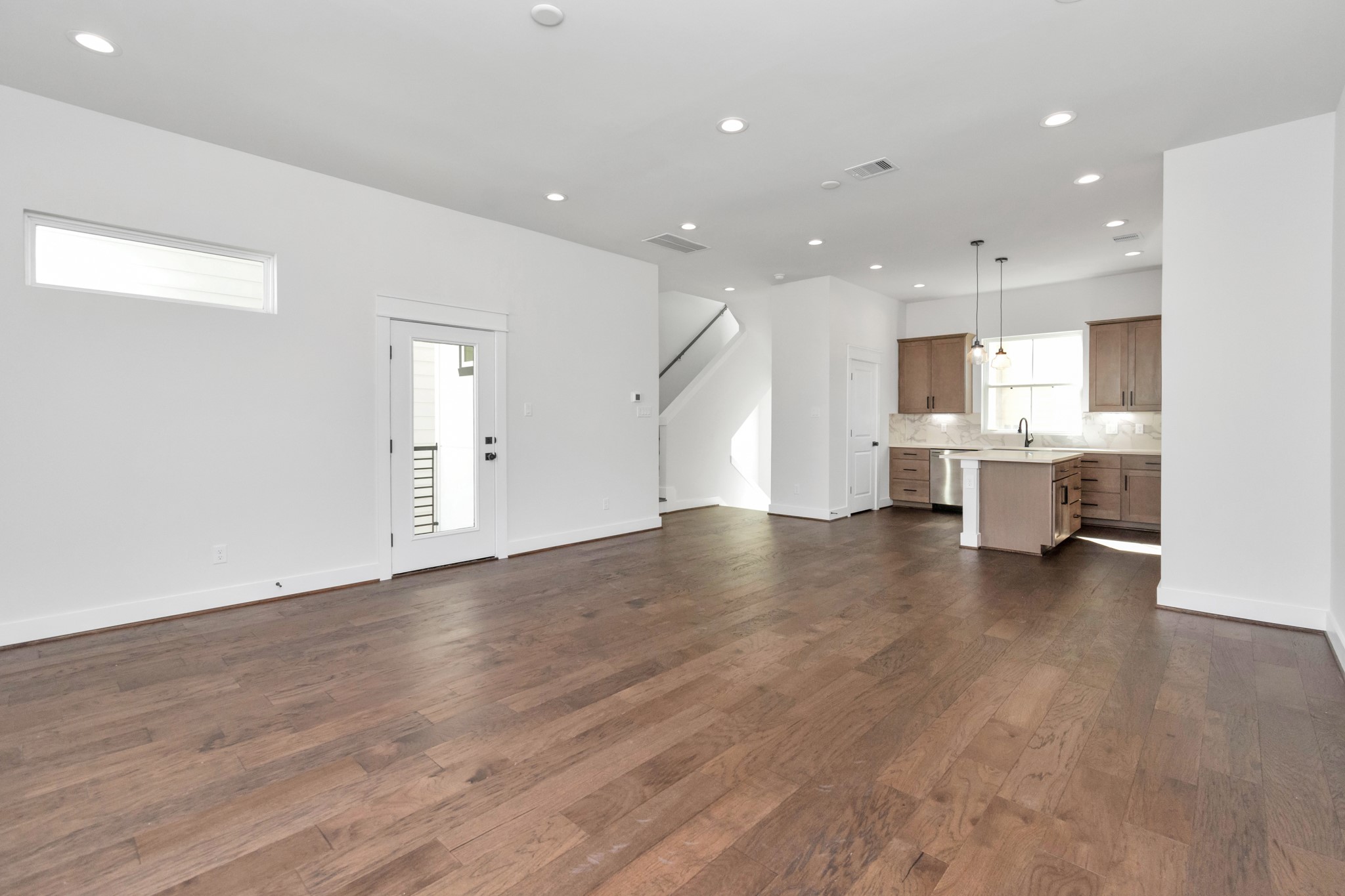 5418 Wheatley Street, Unit B Houston, TX 77091 - Photo 6 of 23