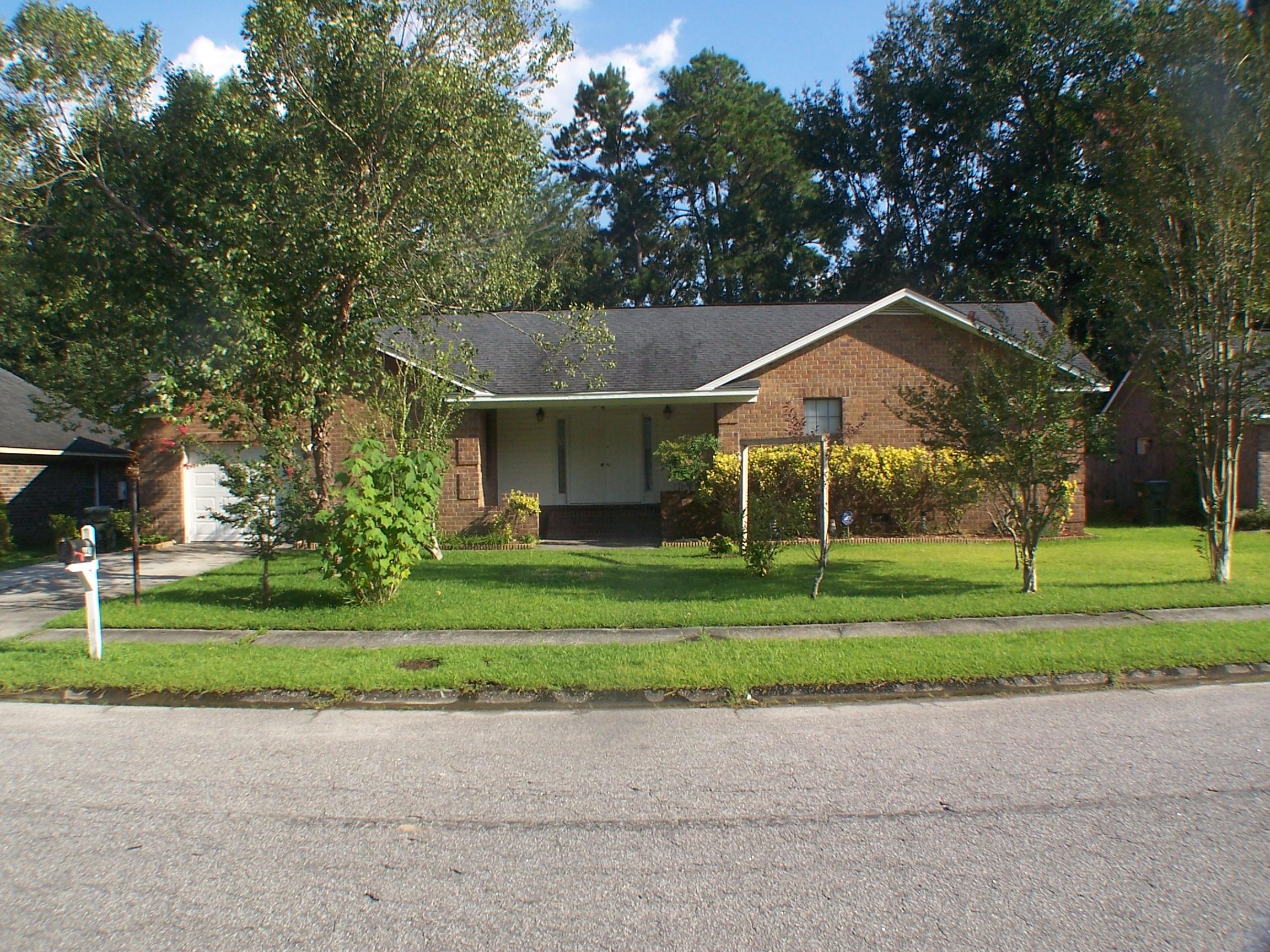 440 Fox Hunt Road Goose Creek, SC 29445 - Photo 1 of 3 001