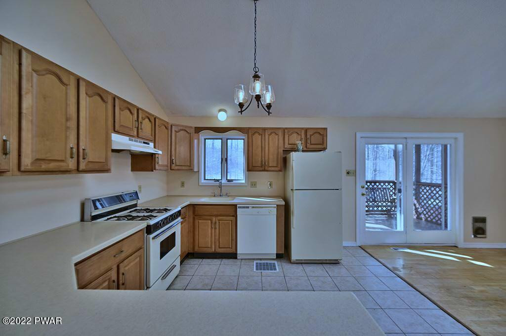 308 North Northgate Road Lake Ariel, PA 18436 - Photo 14 of 54