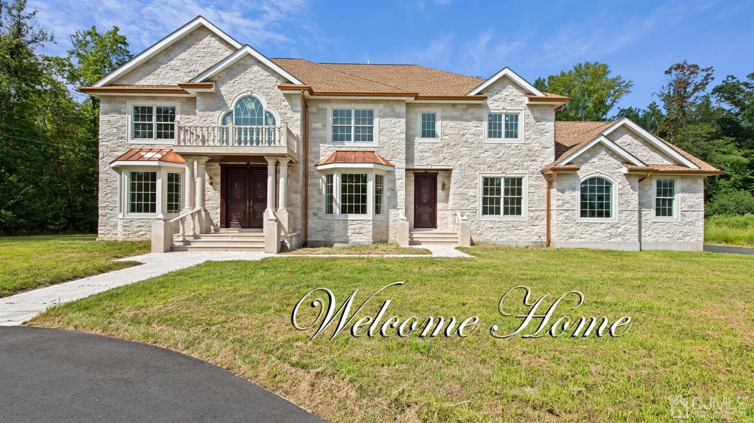 152 Culver Road Monmouth Junction, NJ 08852 - Photo 1 of 87 a front view of a house with a garden