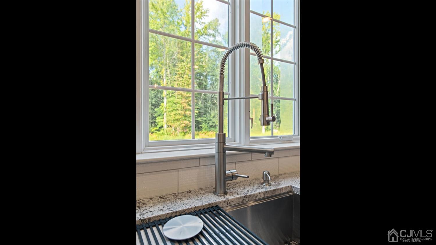 152 Culver Road Monmouth Junction, NJ 08852 - Photo 32 of 87