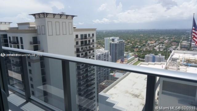 55 Southwest 9th Street, Unit 3307 Miami, FL 33130 - Photo 4 of 16 a view of a balcony with city view