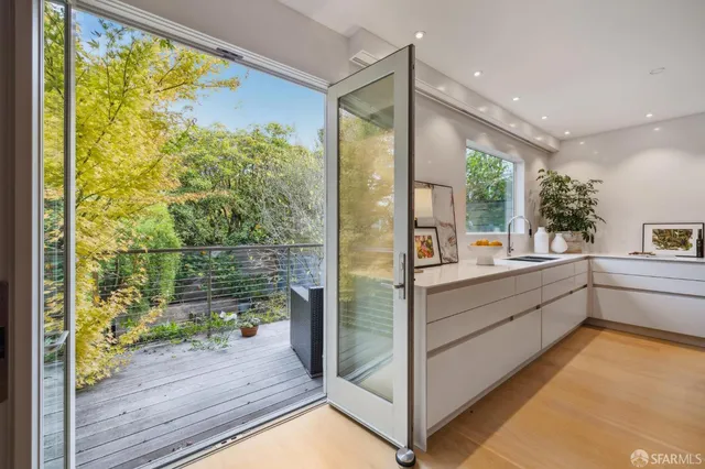 $9,995,000 | 2550 Baker Street, San Francisco, CA 94123