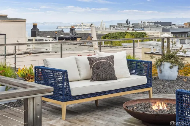$9,995,000 | 2550 Baker Street, San Francisco, CA 94123
