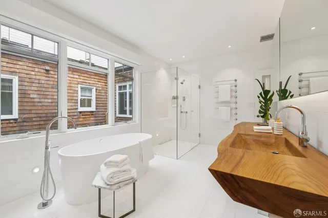 $9,995,000 | 2550 Baker Street, San Francisco, CA 94123