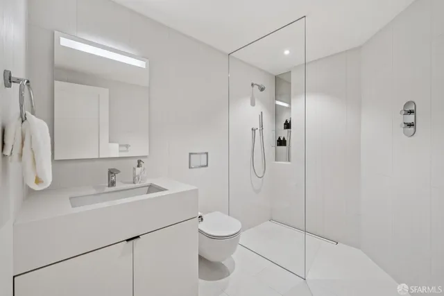 $9,995,000 | 2550 Baker Street, San Francisco, CA 94123