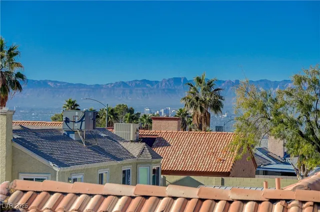 $480,000 | 2268 Welsey Manor Drive, Las Vegas, NV 89156