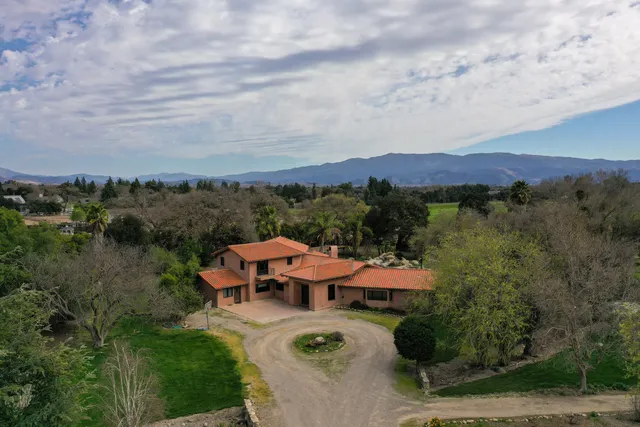 $4,490,000 | 2700 Santa Ynez Street, Los Olivos, CA 93441