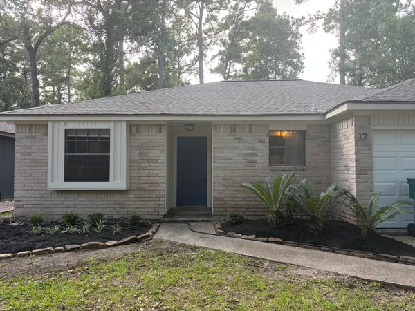 $1,850 | 17 Capewood Court, The Woodlands, TX 77381