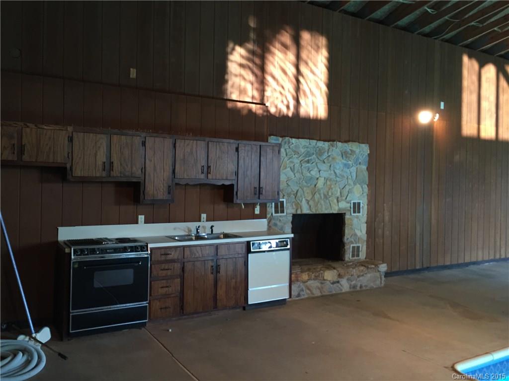 1422 White Eagle Ranch Road Hickory, NC 28602 - Photo 18 of 21 Gallery Image 18