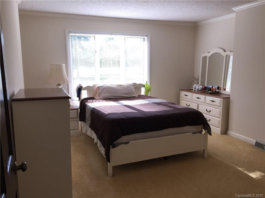 1422 White Eagle Ranch Road Hickory, NC 28602 - Photo 5 of 21 Gallery Image 5
