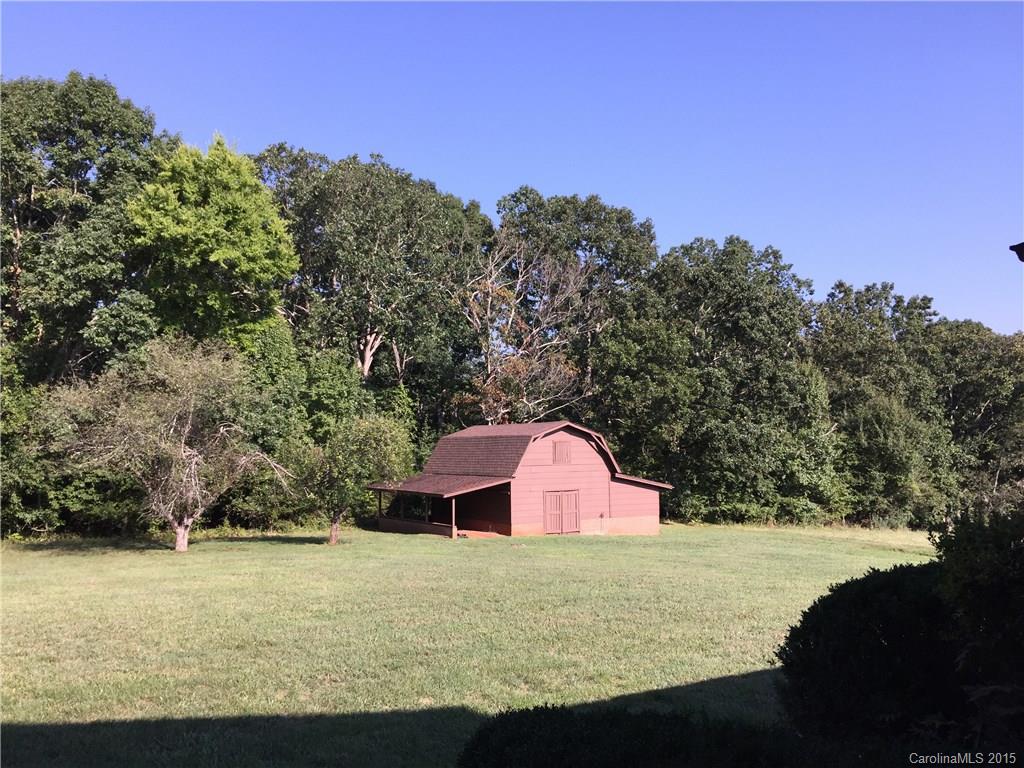 1422 White Eagle Ranch Road Hickory, NC 28602 - Photo 10 of 21 Gallery Image 10