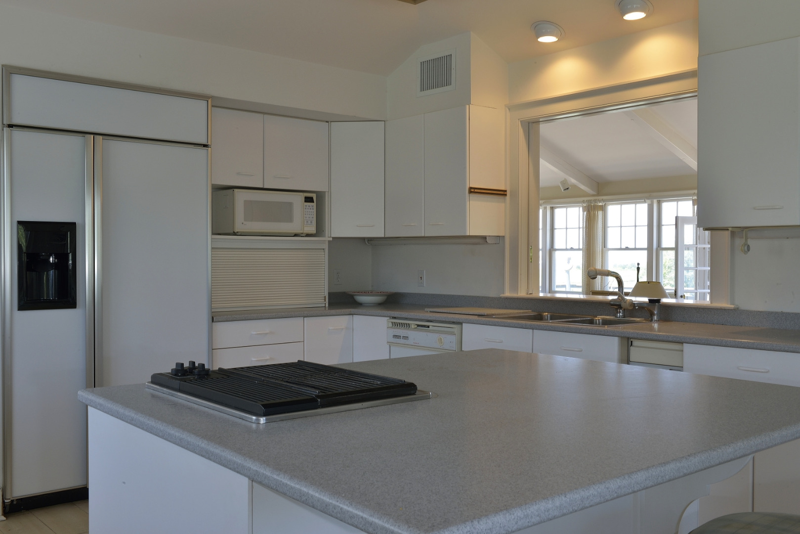 12 Monomoy Road Nantucket, MA 02554 - Photo 13 of 36 Gallery Image 13