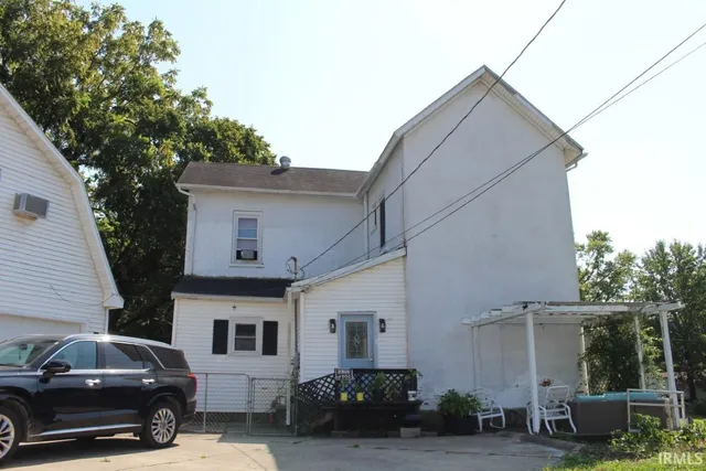 $209,000 | 500 East Summit Street, Attica, IN 47918