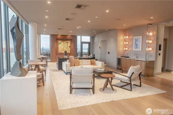 $2,975 | 2510 6th Avenue, Unit 1409, Seattle, WA 98121