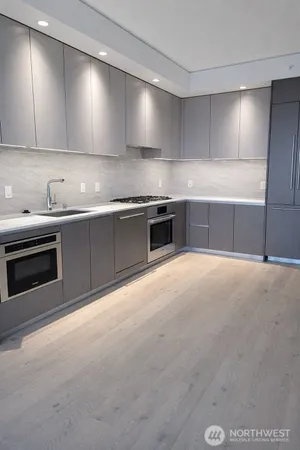 $2,975 | 2510 6th Avenue, Unit 1409, Seattle, WA 98121