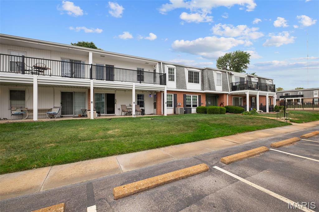 1725 Herault Place, Unit G St. Louis, MO 63125 - Photo 3 of 29