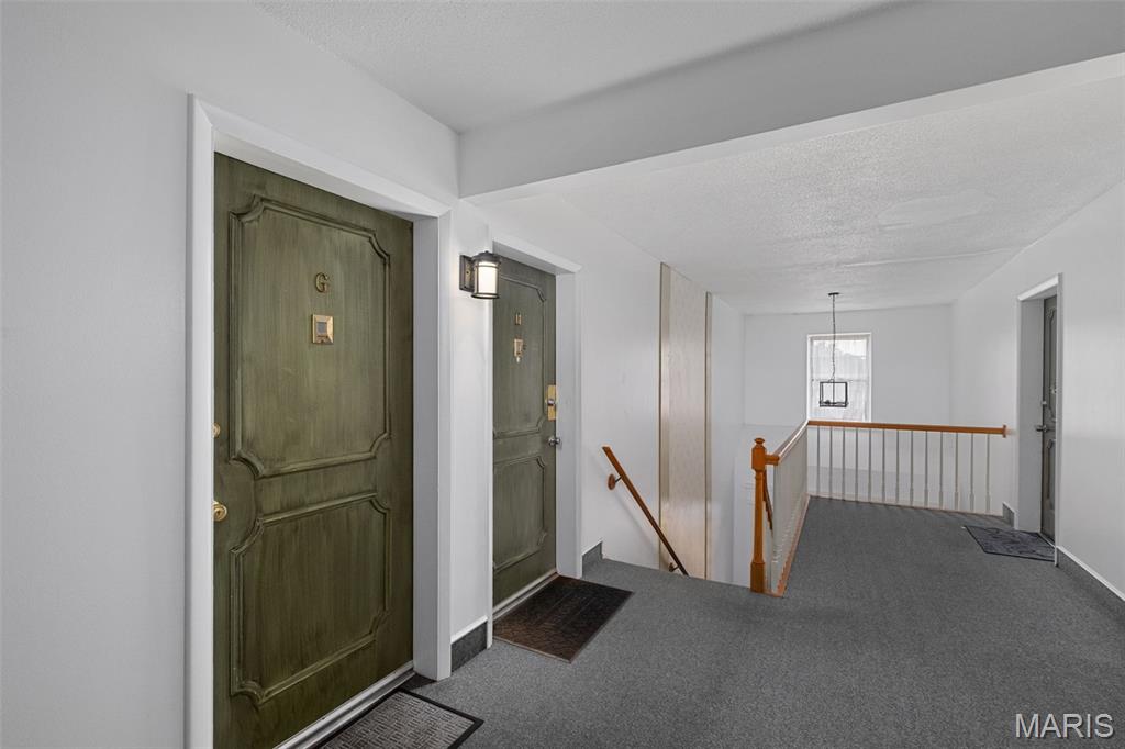 1725 Herault Place, Unit G St. Louis, MO 63125 - Photo 6 of 29