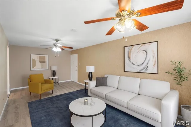 $105,000 | 1725 Herault Place, Unit G, St. Louis, MO 63125