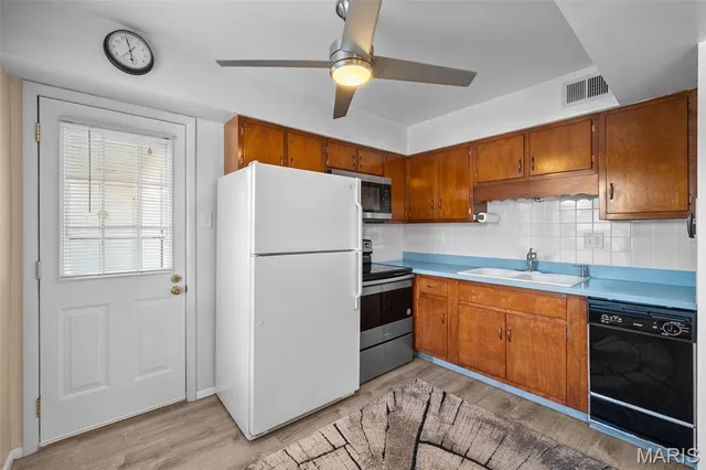 $105,000 | 1725 Herault Place, Unit G, St. Louis, MO 63125