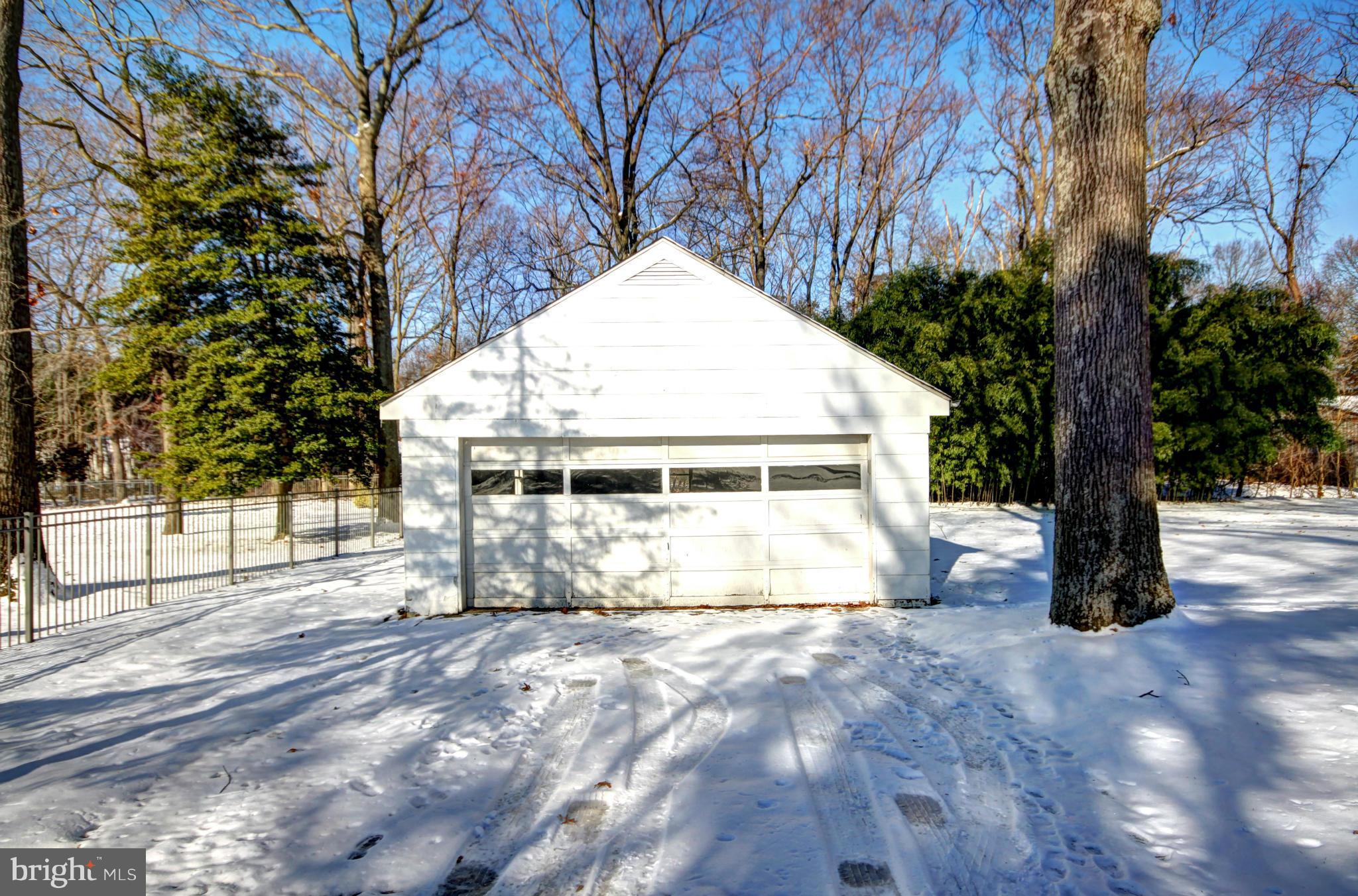 8444 Alvin Road Pasadena, MD 21122 - Photo 20 of 29 Exterior (General)