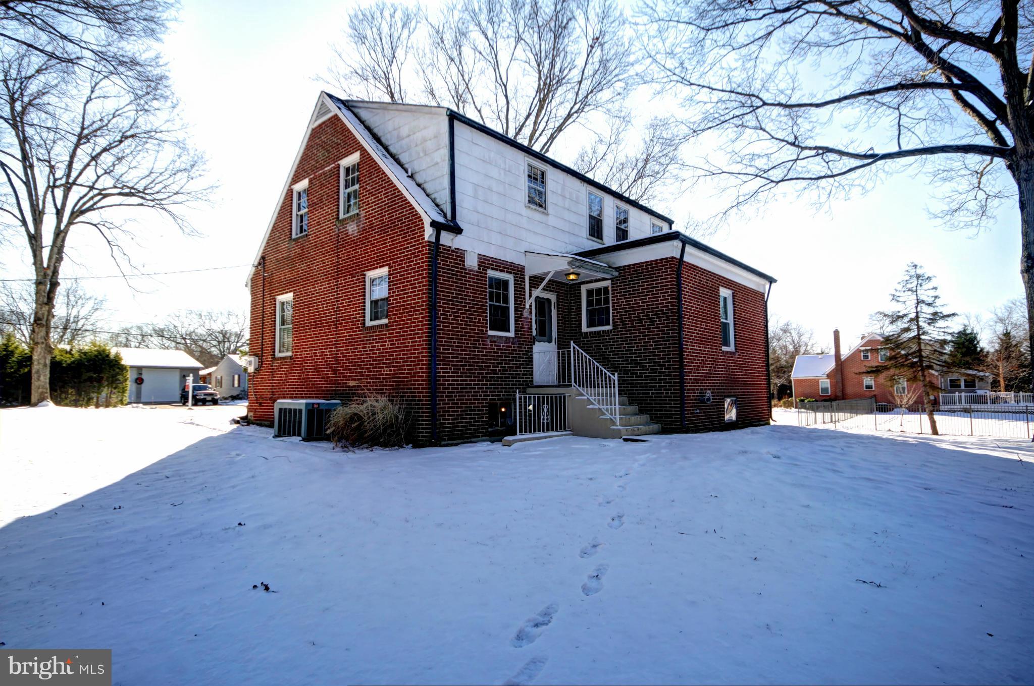 8444 Alvin Road Pasadena, MD 21122 - Photo 26 of 29 Exterior (Front)