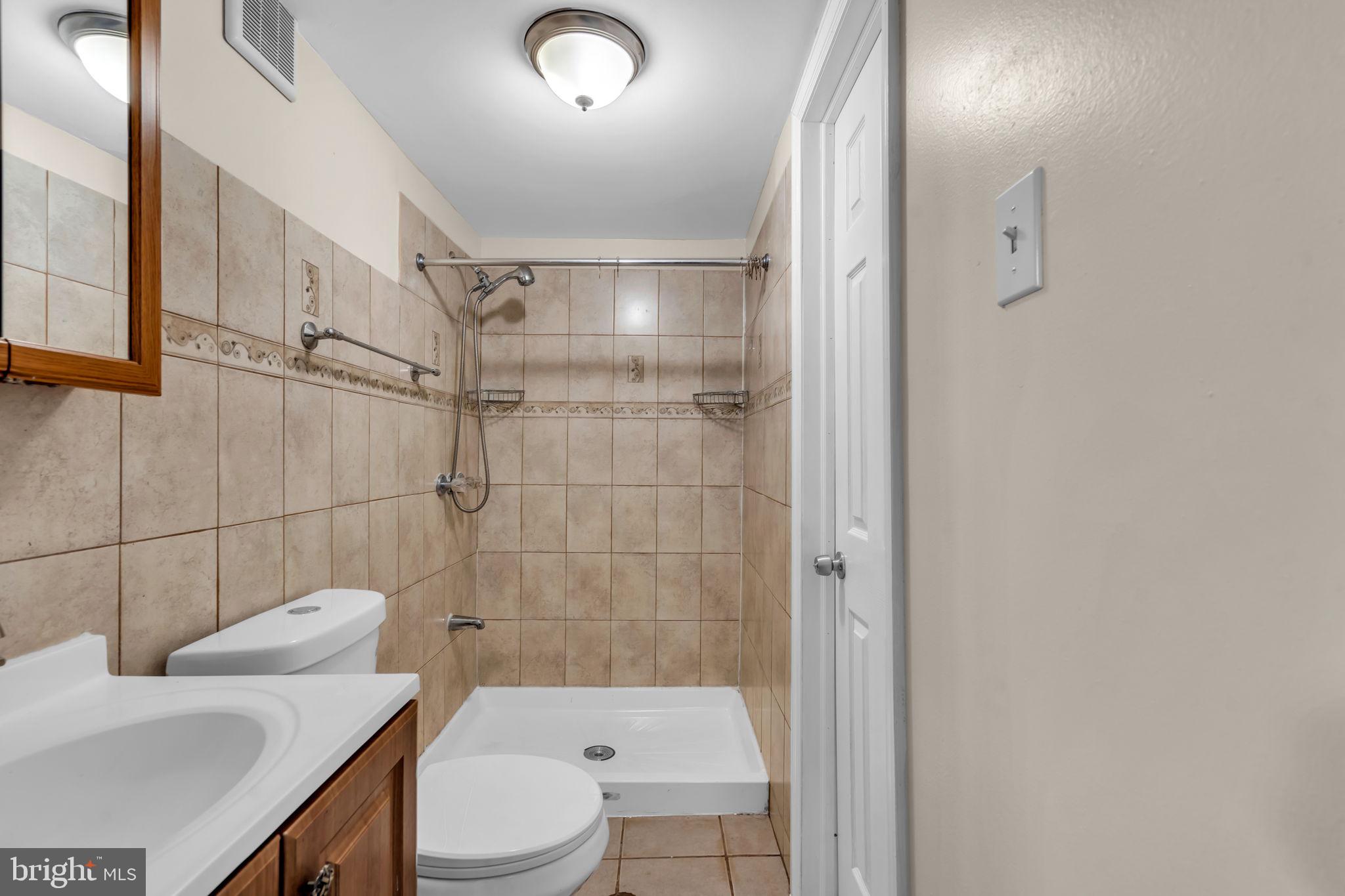 1095 Trent Road Camden, NJ 08104 - Photo 29 of 31