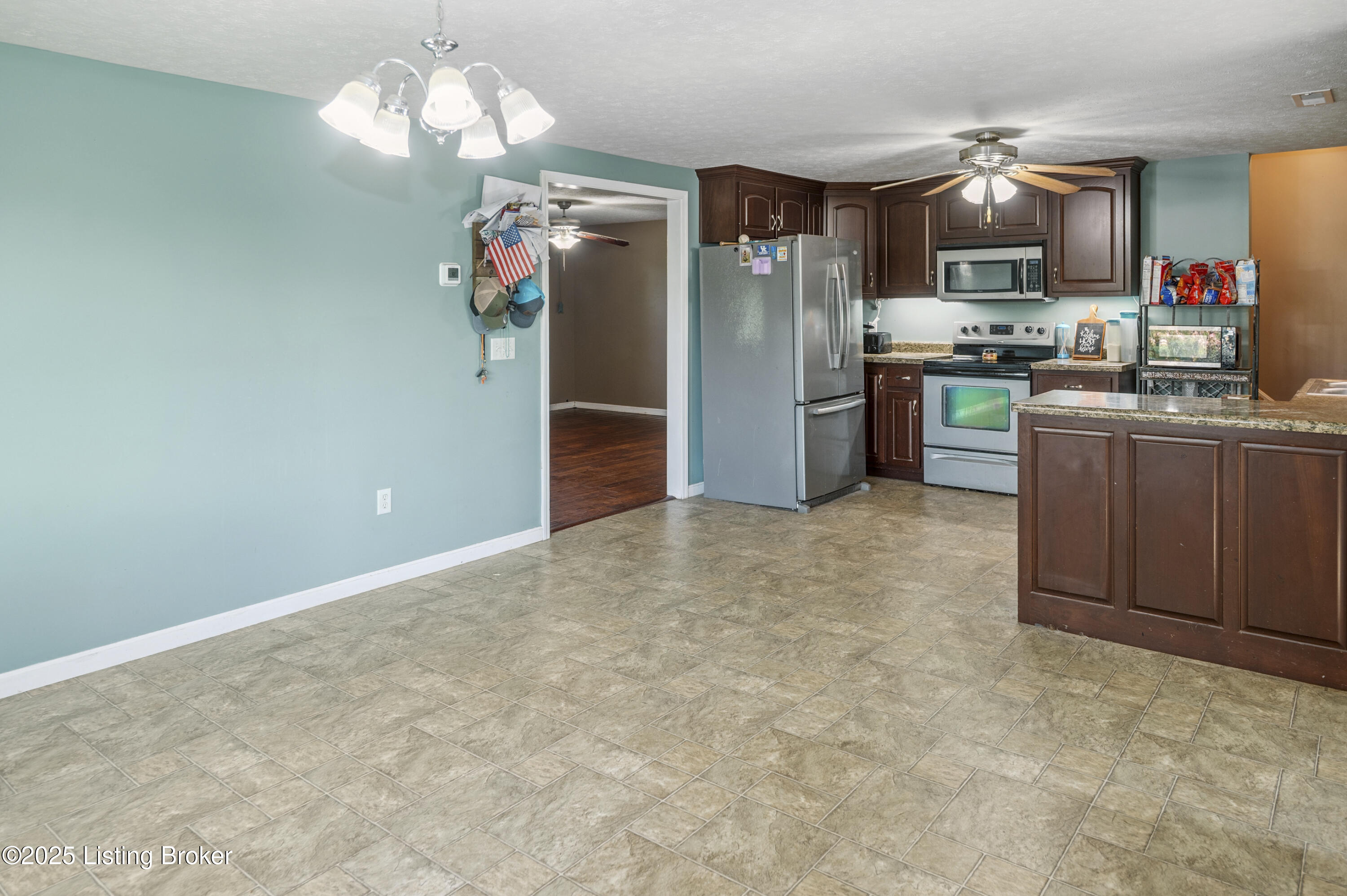 1290 Holt Ridge Road Bloomfield, KY 40008 - Photo 13 of 46 1290HoltRidgeRd-16