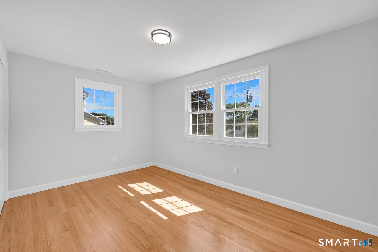 129 Midwell Road Wethersfield, CT 06109 - Photo 18 of 28