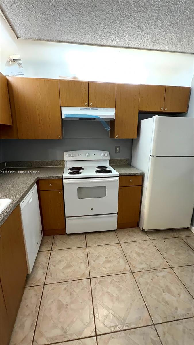 3470 Foxcroft Road, Unit 108 Miramar, FL 33025 - Photo 1 of 8 Gallery Image 1