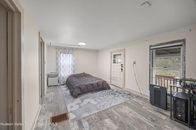 $265,000 | 161 Highway 9J, Stockport, NY 12534