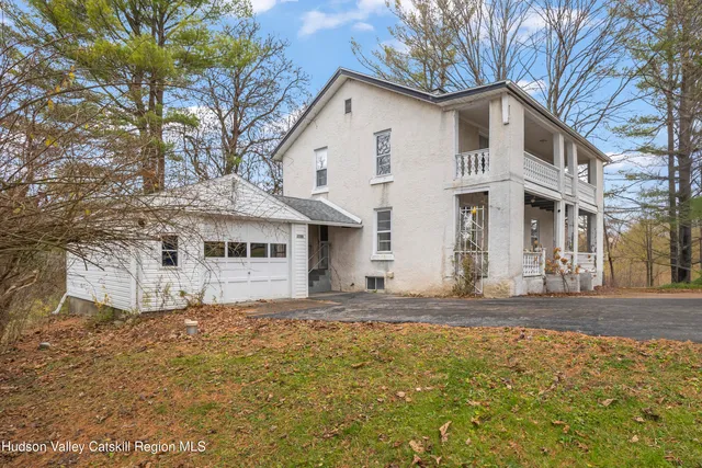 $265,000 | 161 Highway 9J, Stockport, NY 12534