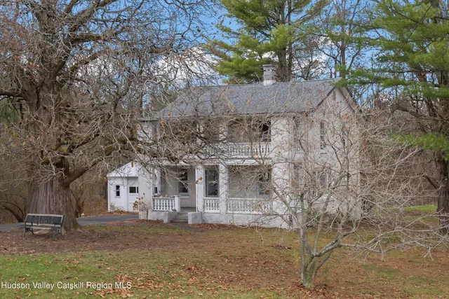 $265,000 | 161 Highway 9J, Stockport, NY 12534