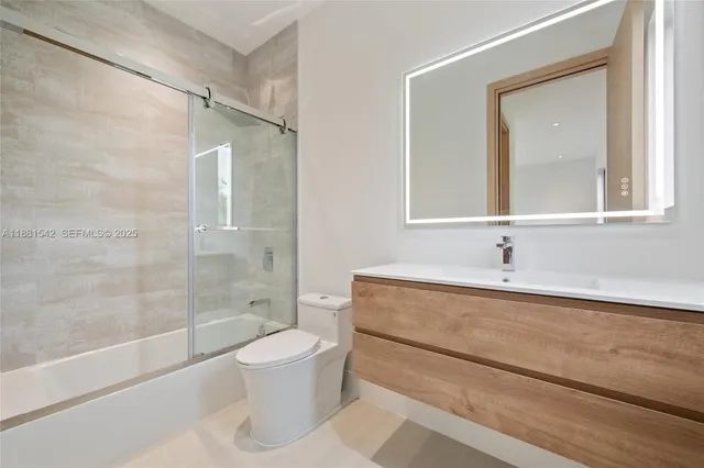 $1,700,000 | 3163 Hibiscus Street, Unit 3163, Miami, FL 33133