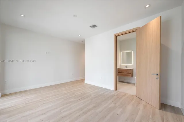 $1,700,000 | 3163 Hibiscus Street, Unit 3163, Miami, FL 33133