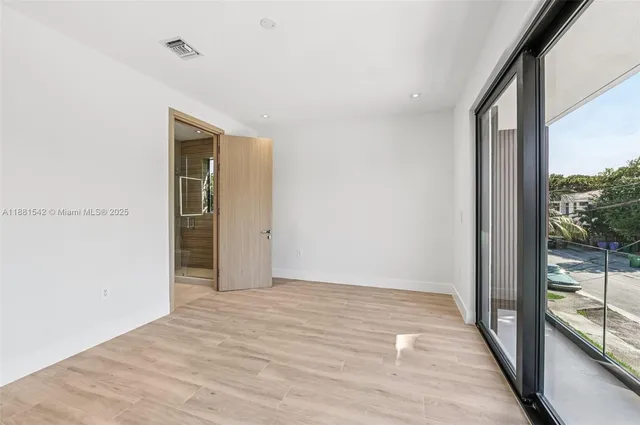 $1,700,000 | 3163 Hibiscus Street, Unit 3163, Miami, FL 33133