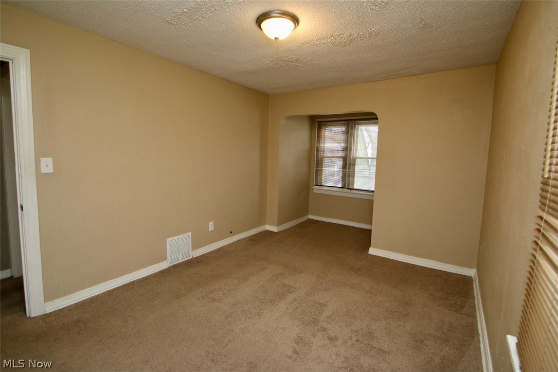 1139 Plainfield Road Cleveland, OH 44121 - Photo 32 of 34 Gallery Image 32